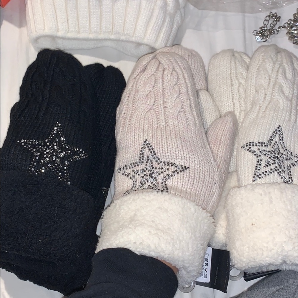 STAR KNIT MITTENS-BUNDLE WITH HATS FOR DISCOUNT